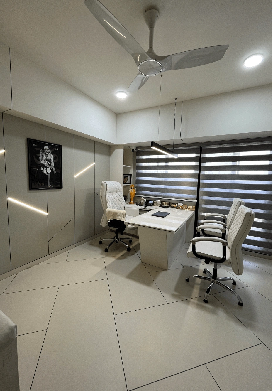 Doctor consulting room